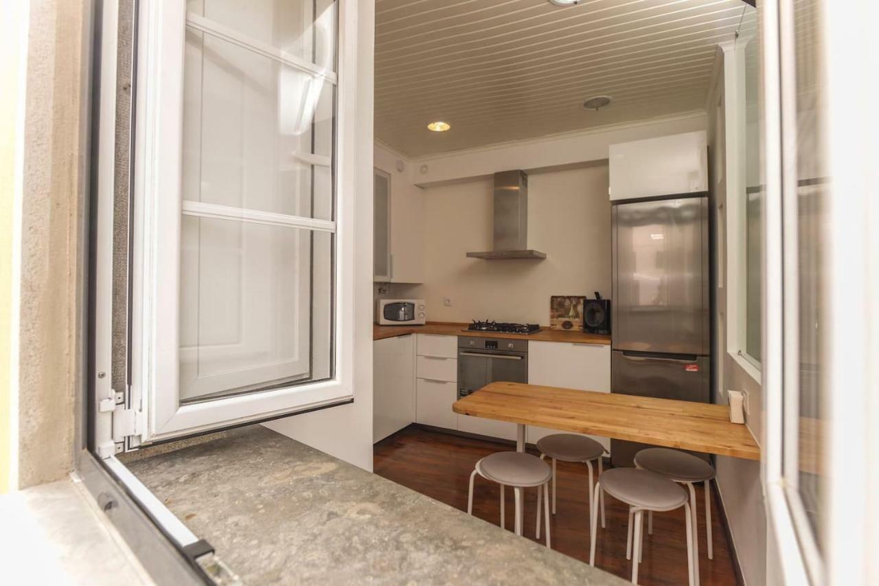 Seaside Family Townhouse - 100M From The Sea! Leilighet Cascais Eksteriør bilde